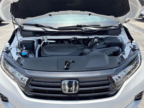 Used 2024 Honda Odyssey Sport image 35