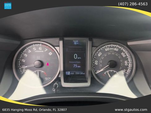 Used 2017 Toyota Tacoma TRD Sport w/ Premium & Technology Package AWD/4WD image 35