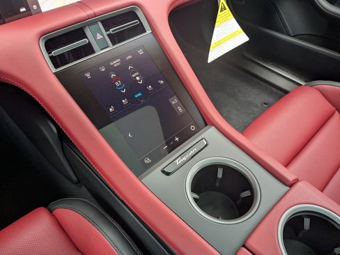 New 2026 Porsche Taycan image 21