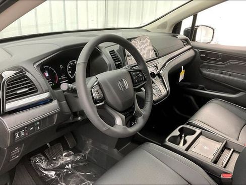 New 2026 Honda Odyssey Elite image 8