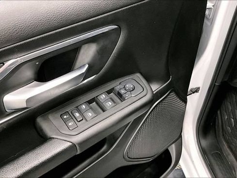 Used 2025 RAM 1500 Big Horn AWD/4WD image 32