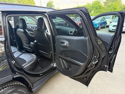 Used 2020 Jeep Compass Latitude AWD/4WD image 17