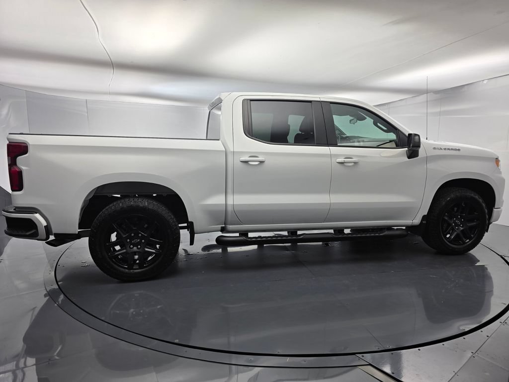 Used 2026 Chevrolet Silverado 1500 RST w/ RST Select Package RWD image 3