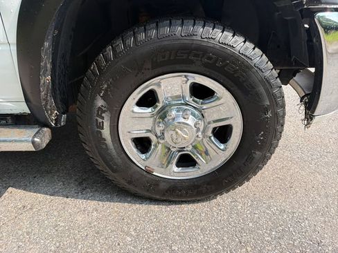 Used 2015 RAM 3500 Tradesman w/ Chrome Appearance Group AWD/4WD image 26
