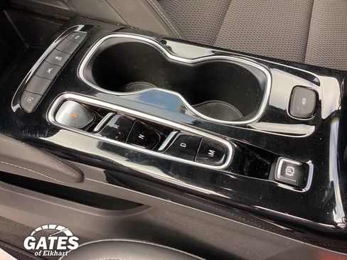 Used 2022 Buick Envision Preferred FWD image 34
