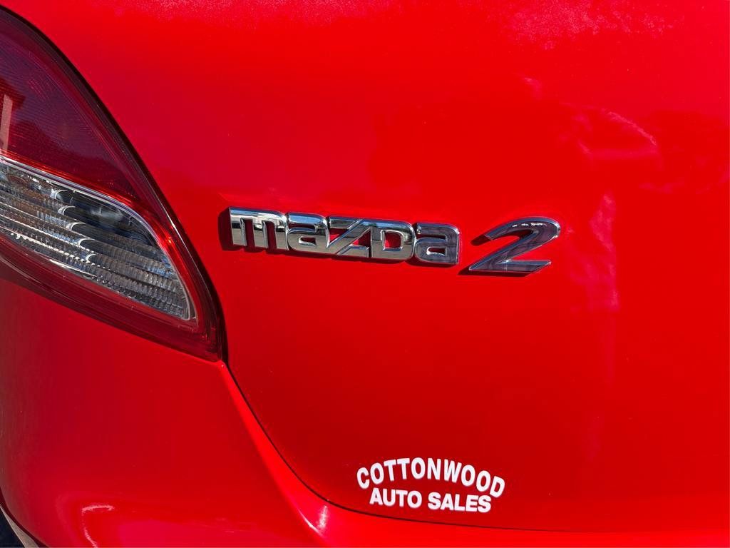 Used 2012 MAZDA MAZDA2 Sport FWD image 24