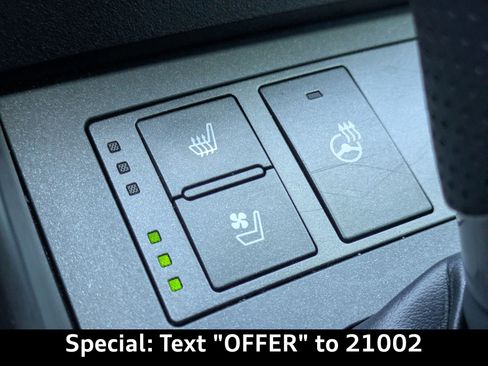 Used 2022 Lexus IS 350 F Sport RWD image 21