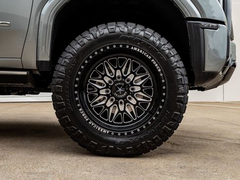 Used 2026 GMC Sierra 2500 Denali Ultimate image 12