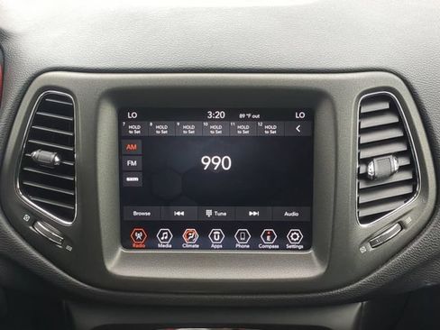 Used 2020 Jeep Compass Trailhawk AWD/4WD image 20