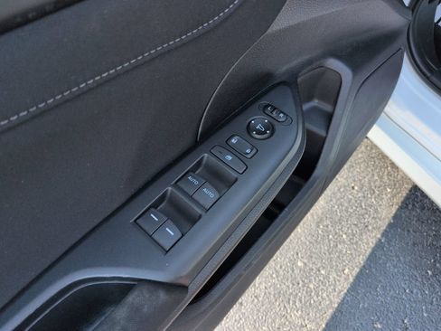 Used 2021 Honda Civic EX image 11