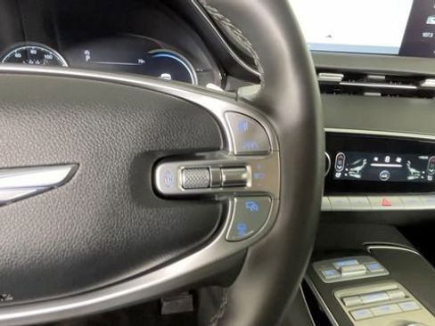 Used 2025 Genesis GV70 2.5T AWD/4WD image 27