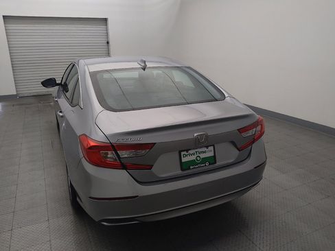 Used 2021 Honda Accord LX image 6