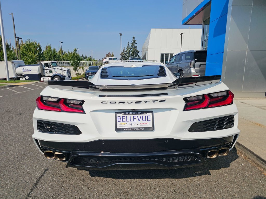 Used 2025 Chevrolet Corvette E-Ray w/ ZER Performance Package AWD/4WD image 6