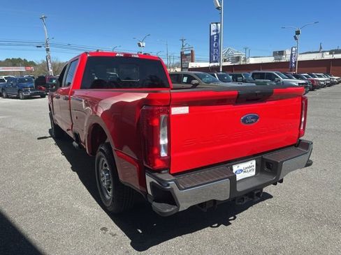 New 2025 Ford F250 XL w/ XL Chrome Package RWD image 5