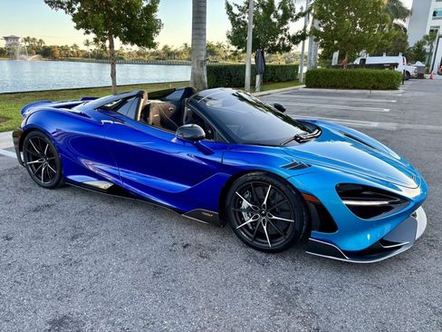 Used 2022 McLaren 765LT image 8