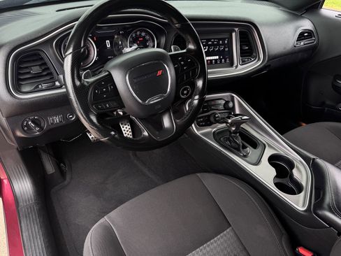 Used 2020 Dodge Challenger R/T RWD image 12