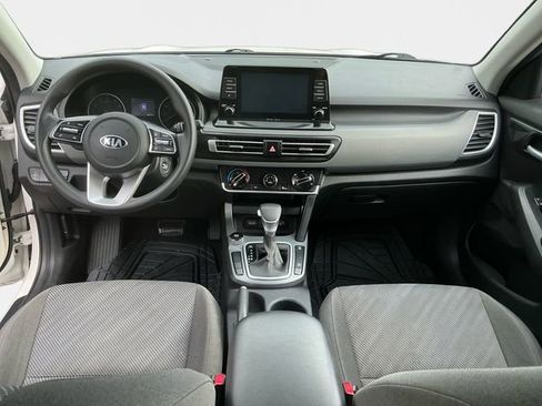 Used 2021 Kia Seltos LX AWD/4WD image 8