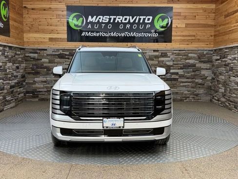 Used 2026 Hyundai Palisade Calligraphy AWD/4WD image 3