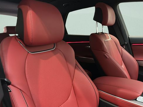 New 2026 Genesis GV70 2.5T Sport Prestige AWD/4WD image 19
