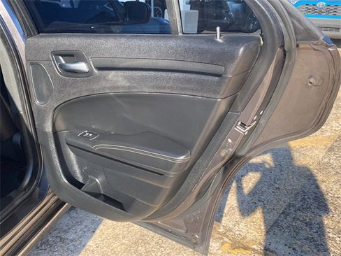 Used 2015 Chrysler 300 S image 12