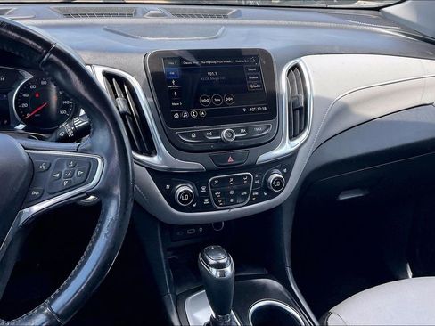 Used 2020 Chevrolet Equinox Premier FWD image 9