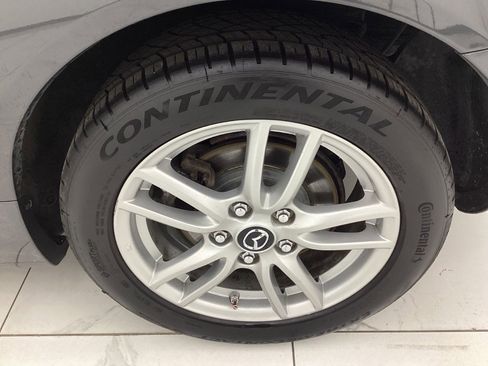 Used 2015 MAZDA MX-5 Miata Sport image 42