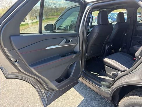 New 2026 Ford Explorer ST-Line AWD/4WD image 11