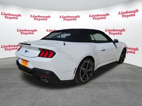 Used 2024 Ford Mustang Convertible image 18