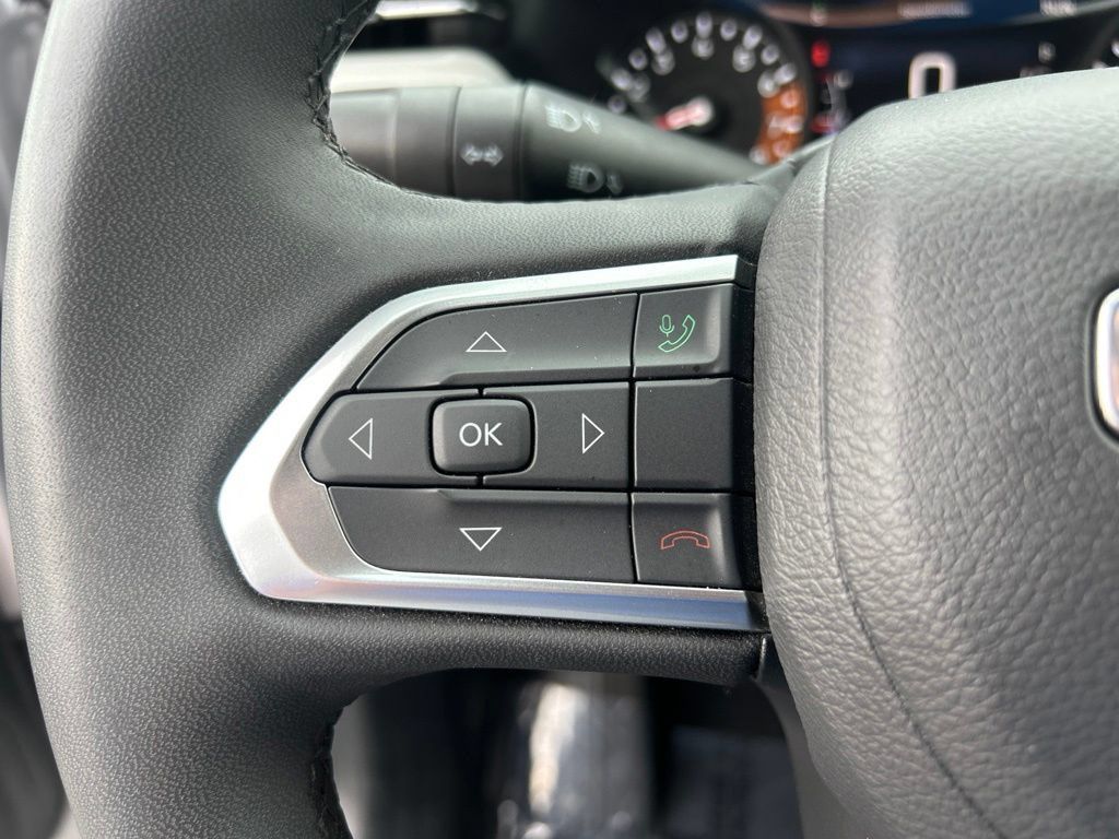 Used 2025 Jeep Compass Limited AWD/4WD image 23