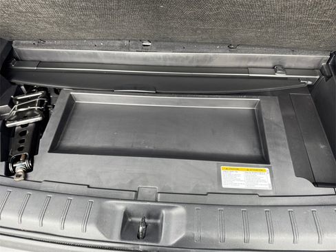 Used 2024 Toyota Grand Highlander XLE image 23