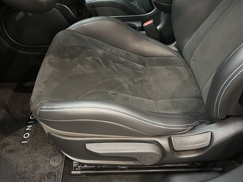 Certified 2025 Hyundai Ioniq 5 N AWD/4WD image 12