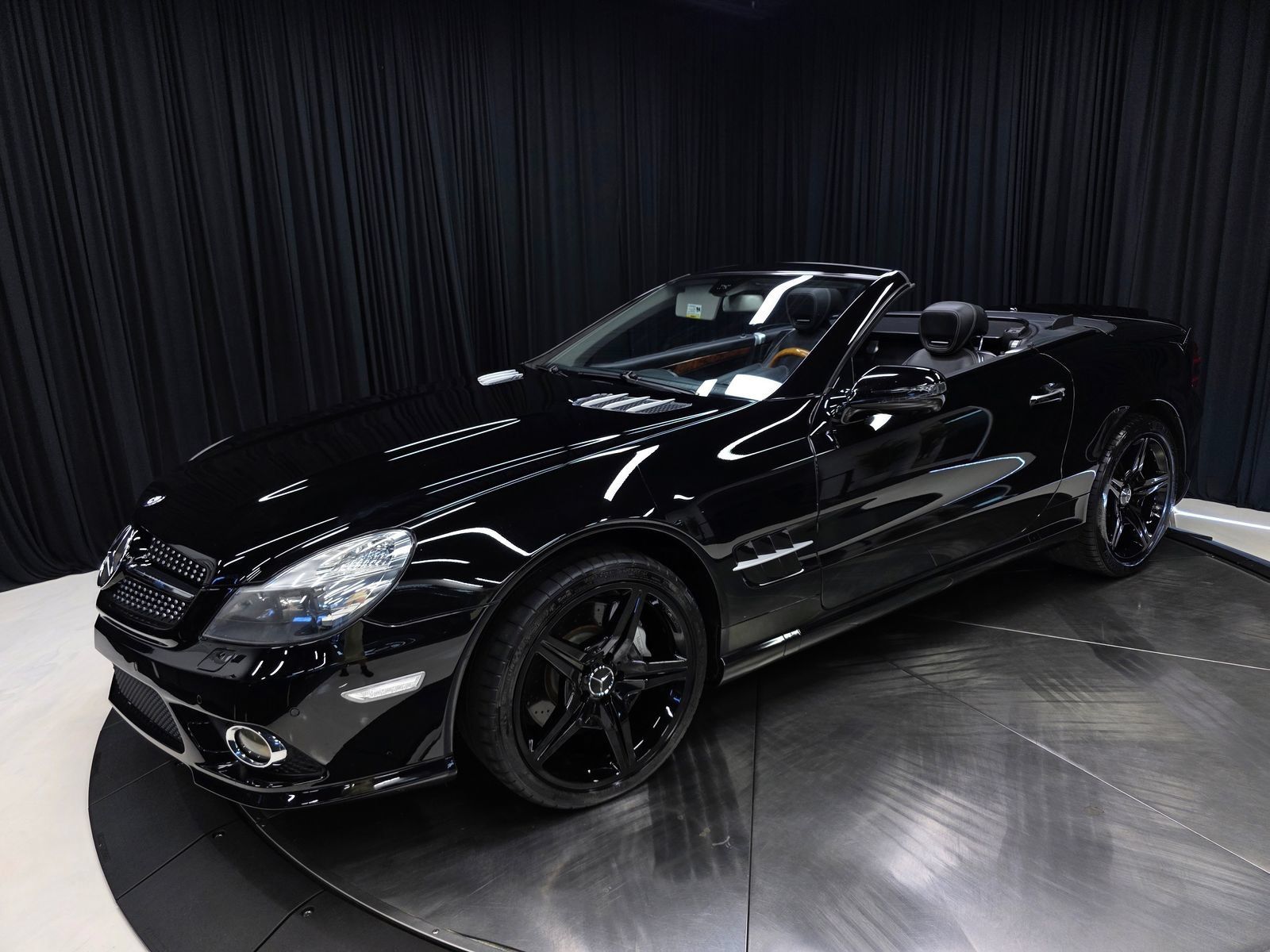 Used 2011 Mercedes-Benz SL 550 image 41