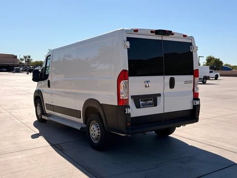 Used 2025 RAM ProMaster 2500 w/ U-Haul Equipment Group FWD image 9