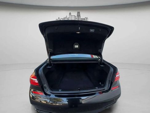 Used 2018 BMW 750i xDrive 750i xDrive Sedan 4D image 16