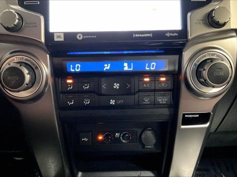 Certified 2024 Toyota 4Runner Limited AWD/4WD image 33