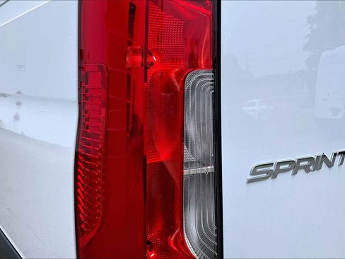New 2025 Mercedes-Benz Sprinter 2500 image 6