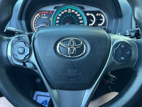 Used 2015 Toyota Venza LE AWD/4WD image 22