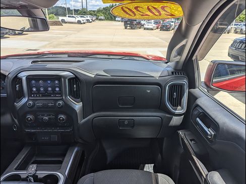 Used 2020 Chevrolet Silverado 1500 LT Trail Boss AWD/4WD image 4