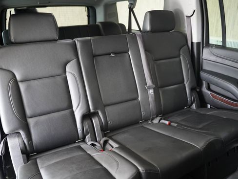Used 2017 GMC Yukon XL SLT AWD/4WD image 34