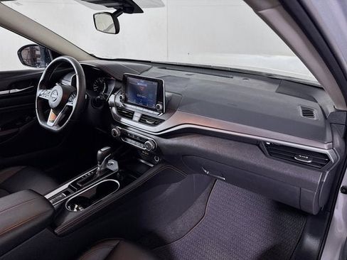 Used 2023 Nissan Altima 2.5 SR image 23