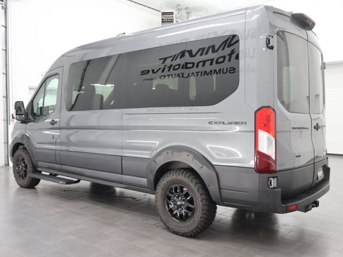 Used 2026 Ford Transit 250 148 Medium Roof Extended AWD image 6