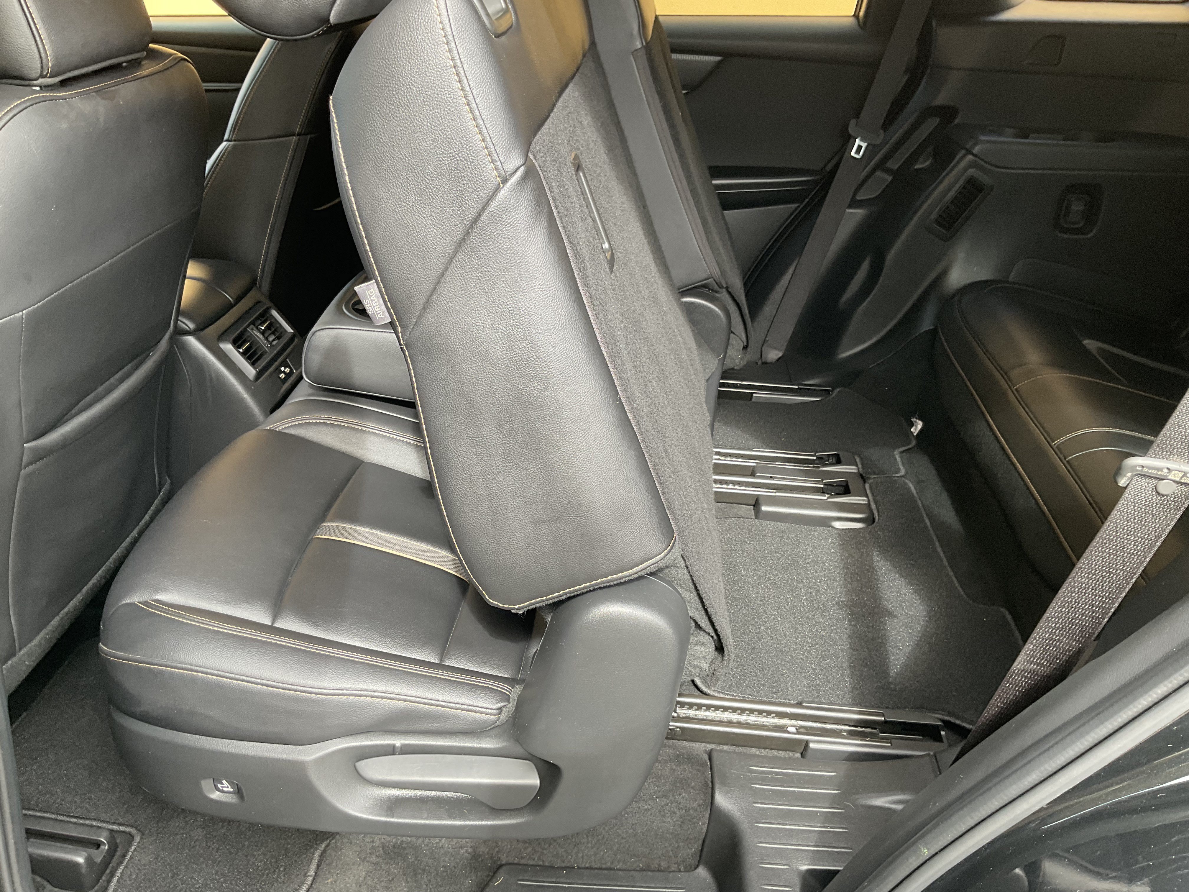 Used 2025 MAZDA CX-90 3.3 Turbo w/ Select Package AWD/4WD image 37