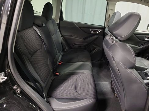 Used 2023 Subaru Forester Premium image 25