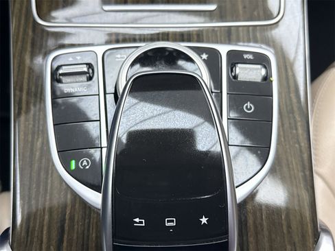 Used 2016 Mercedes-Benz C 300 Sedan image 25