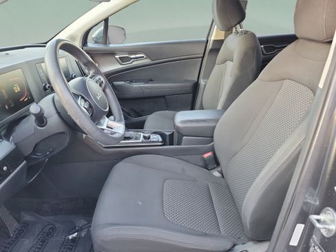 Used 2023 Kia Sportage LX FWD image 19