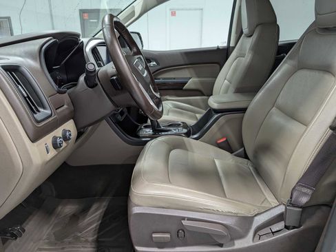 Used 2015 GMC Canyon SLT w/ Driver Alert Package image 4