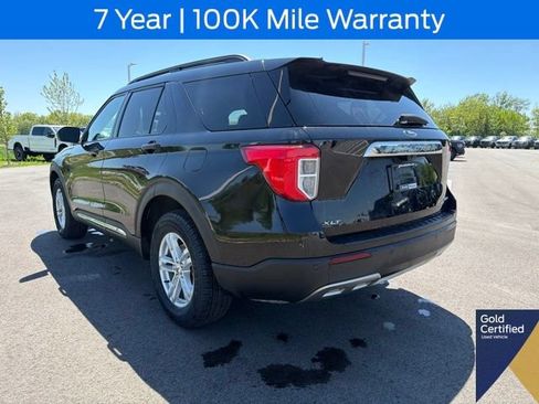 Used 2023 Ford Explorer XLT w/ Equipment Group 202A AWD/4WD image 16