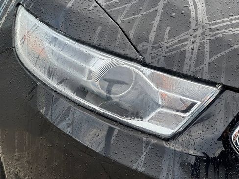 Certified 2018 Ford Taurus SEL AWD/4WD image 43
