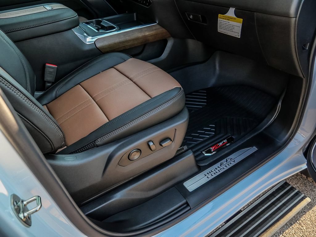 New 2026 Chevrolet Silverado 2500 High Country w/ High Country Premium Package AWD/4WD image 19