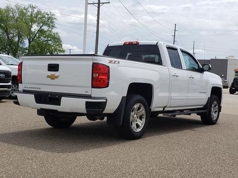 Used 2017 Chevrolet Silverado 1500 LT w/ All Star Edition AWD/4WD image 4
